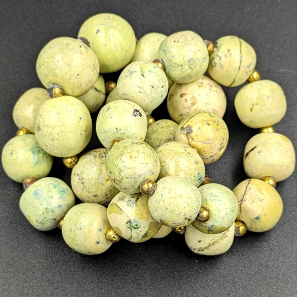 Large round Canyon Jasper stone necklace with barrel clasp closure